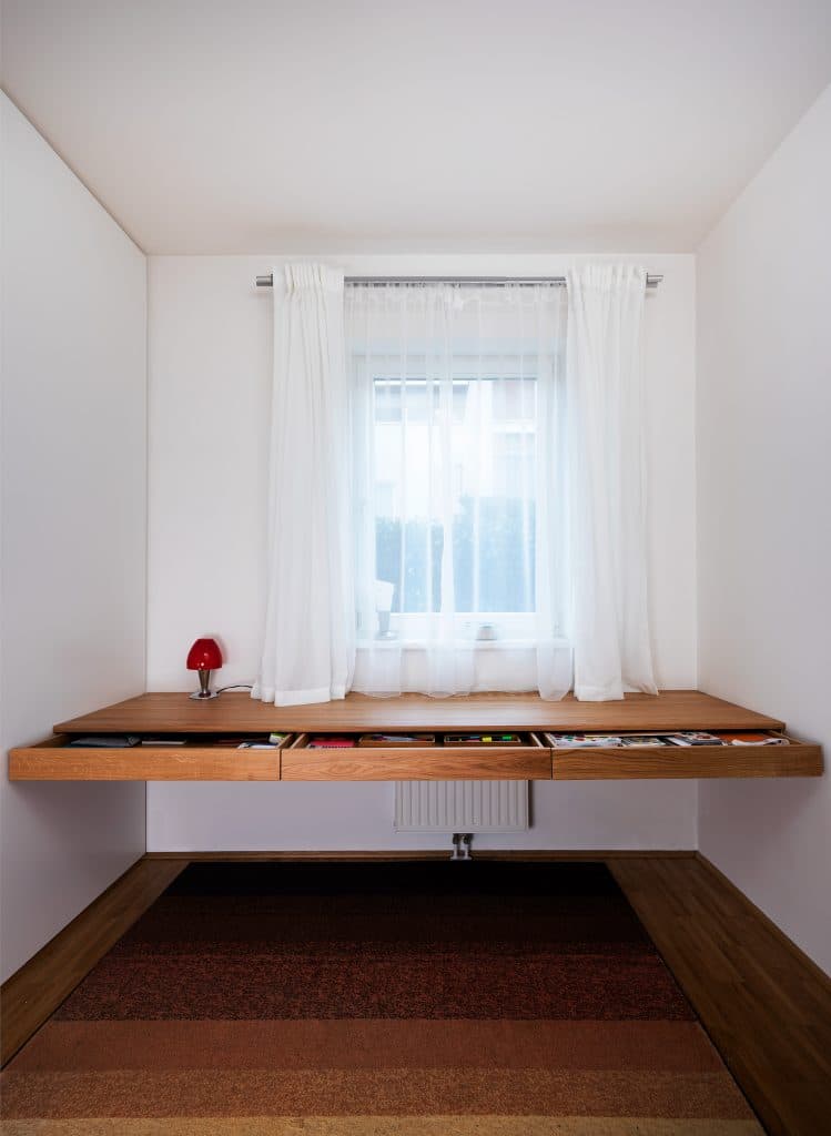 Büro mit jeder Menge Stauraum 