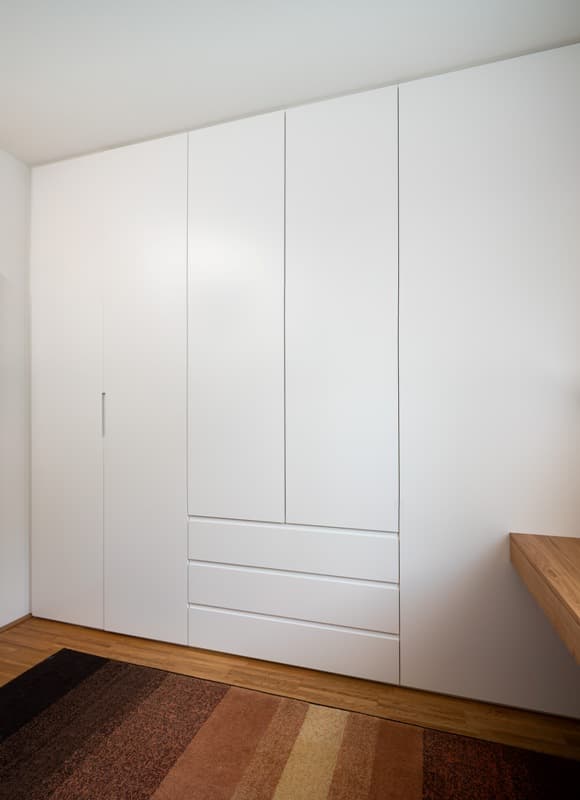 Büro mit jeder Menge Stauraum 